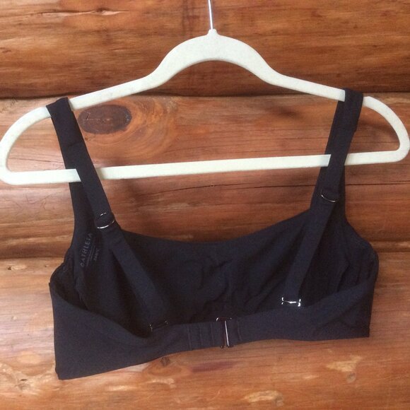 Athleta Square Neck Black Bra Cup Activewear Convertible Bikini Top Size 36 B/C - Picture 2 of 5